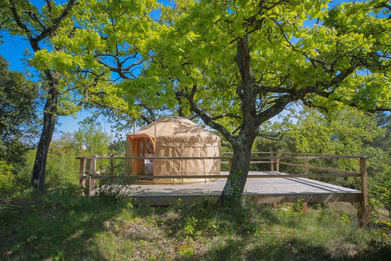 مبيت وإفطار Saint-Paulet-de-Caisson Les Yourtes De Provence المظهر الخارجي الصورة