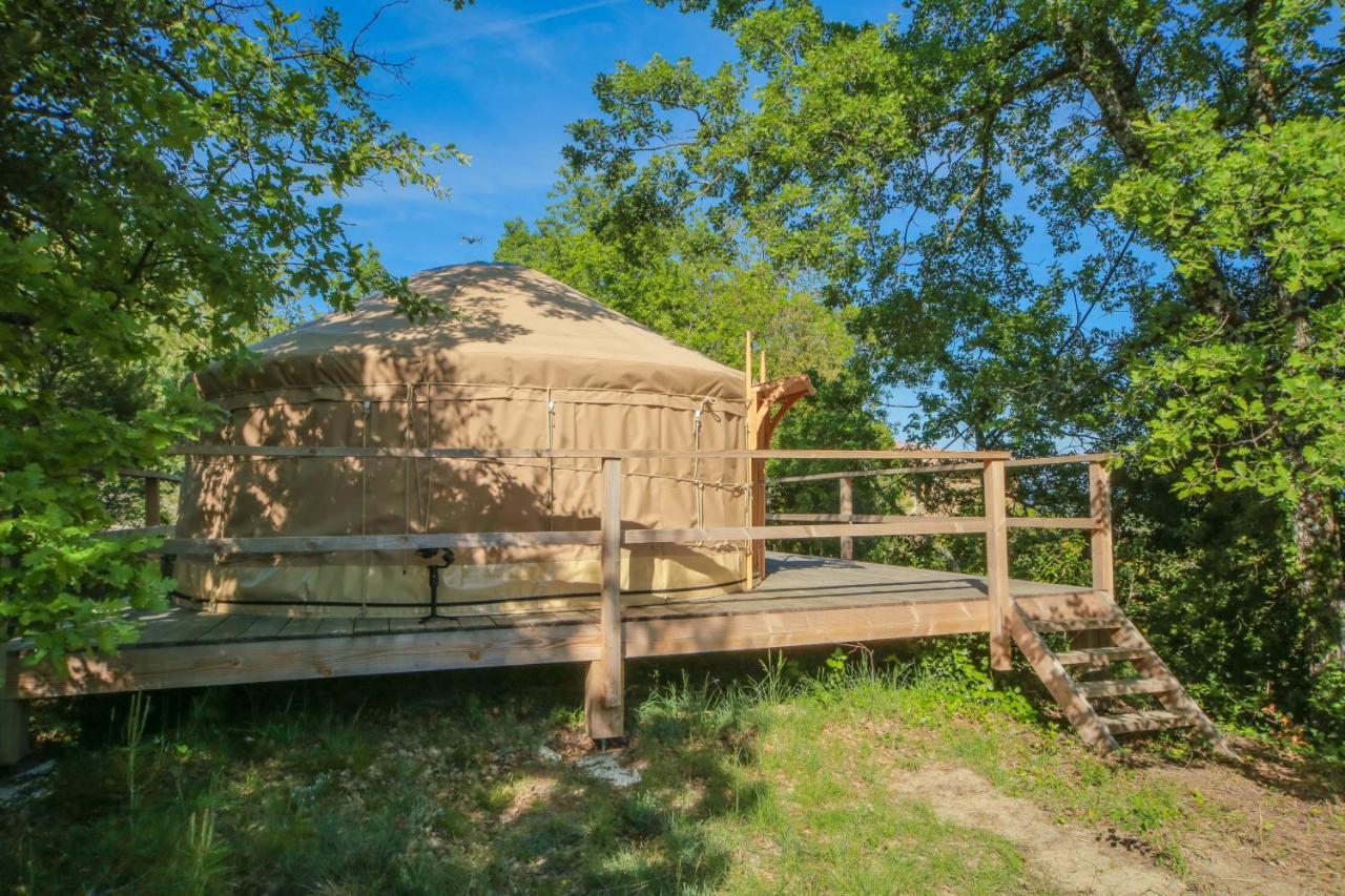 Saint-Paulet-de-Caisson Les Yourtes De Provence المظهر الخارجي الصورة