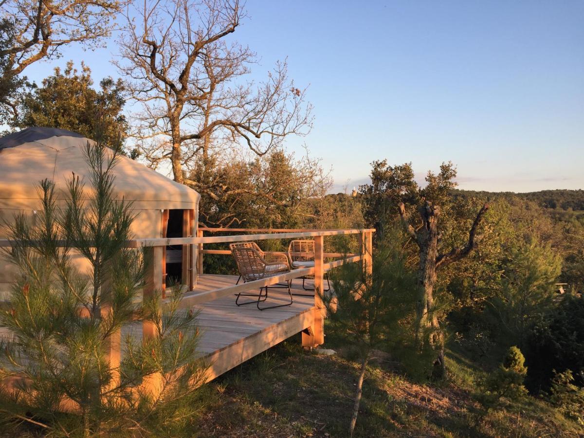 Saint-Paulet-de-Caisson Les Yourtes De Provence الغرفة الصورة